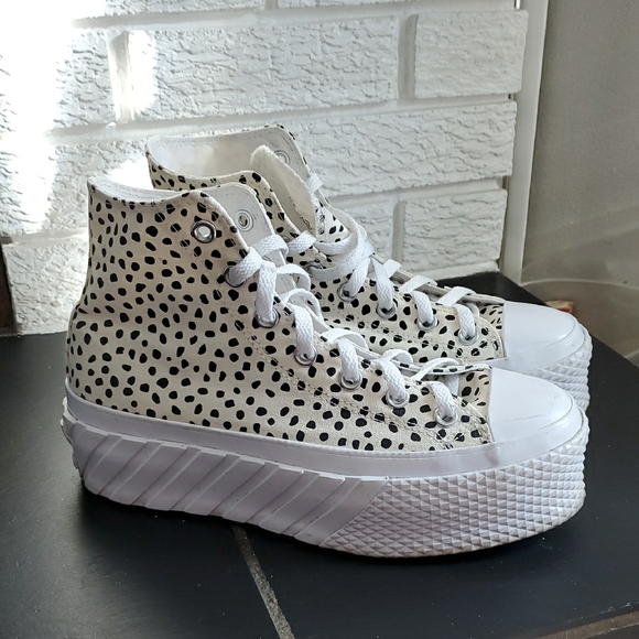 Converse All Star Chuck Taylor 2X Platform High Welcome To The Wild Sneakers Sz8 - Picture 2 of 12